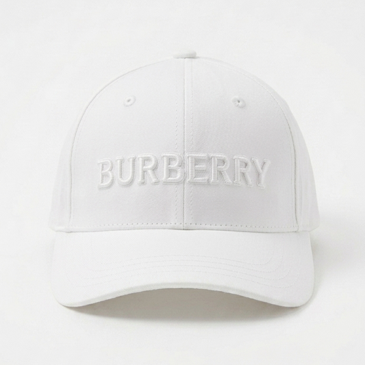 BURBERRY - All White